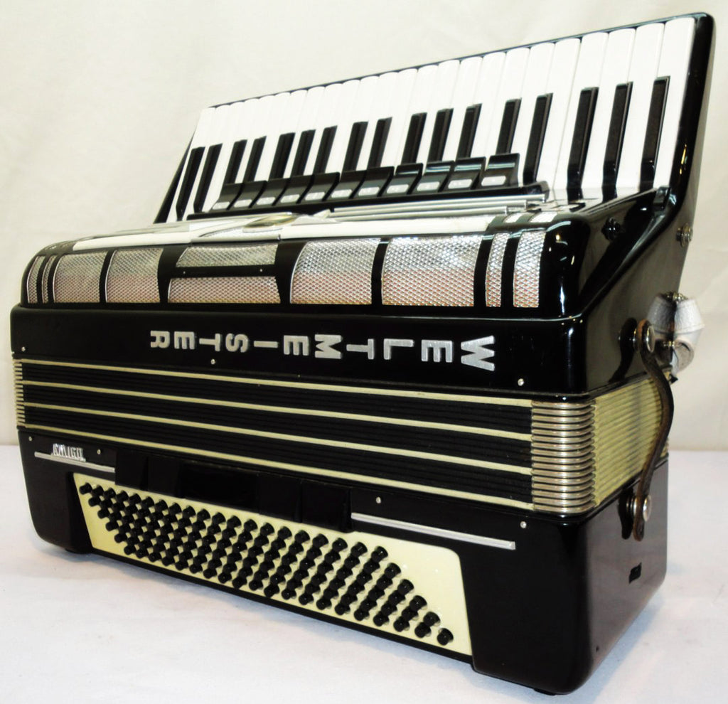 Weltmeister Amigo 120 Bass, 16 Registers, Bag & New Straps, German Accordion 806, Original, Excellent Accordian For Sale