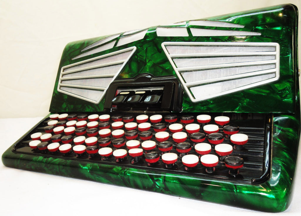 5 Row Weltmeister Fionetta 96 Bass Lightweight German Button Accordion Bayan 850,  Perfect Musical Instrument For Beginners / Children