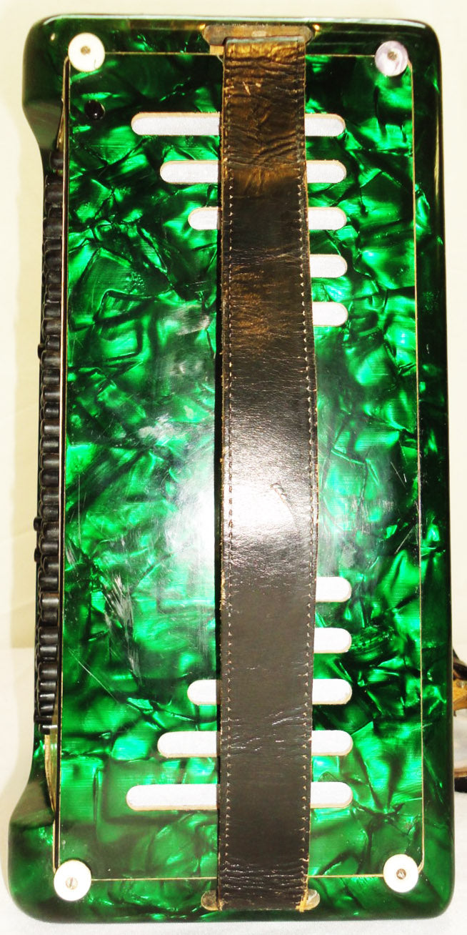 5 Row Weltmeister Fionetta 96 Bass Lightweight German Button Accordion Bayan 850,  Perfect Musical Instrument For Beginners / Children