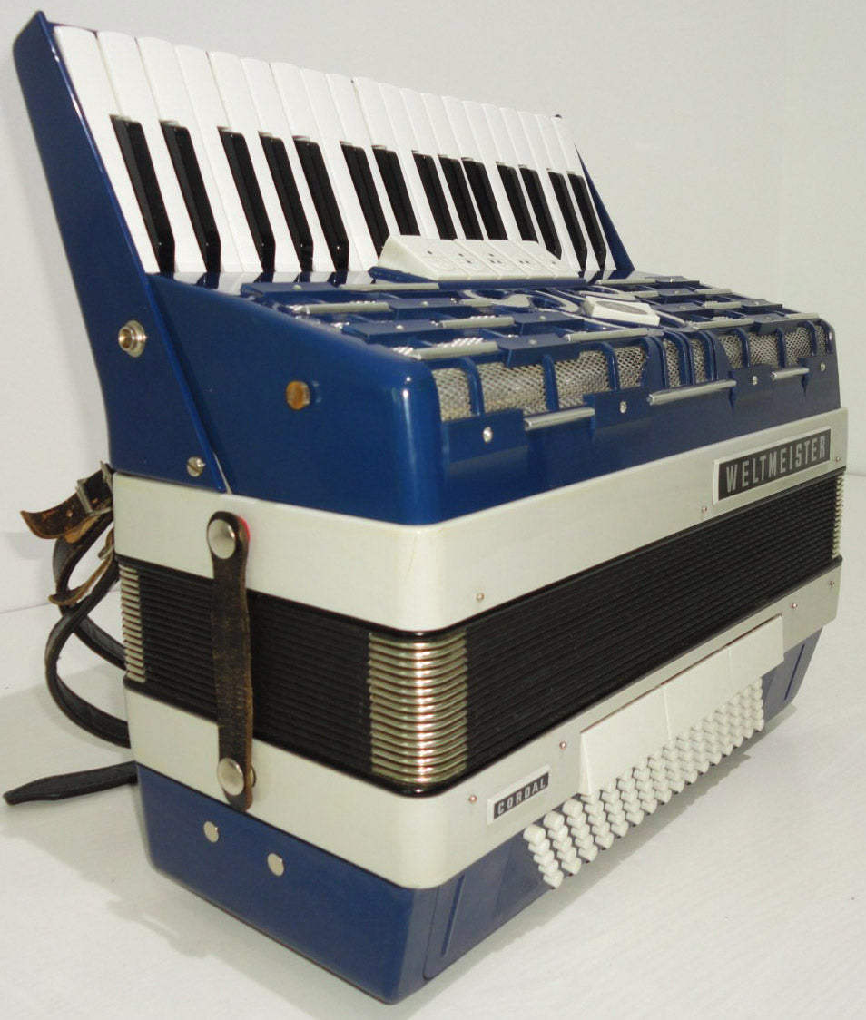 Close to New, Weltmeister Cordal, 80 Bass, German Piano Accordion + Case, 919, Amazing and Very Beautiful Sound