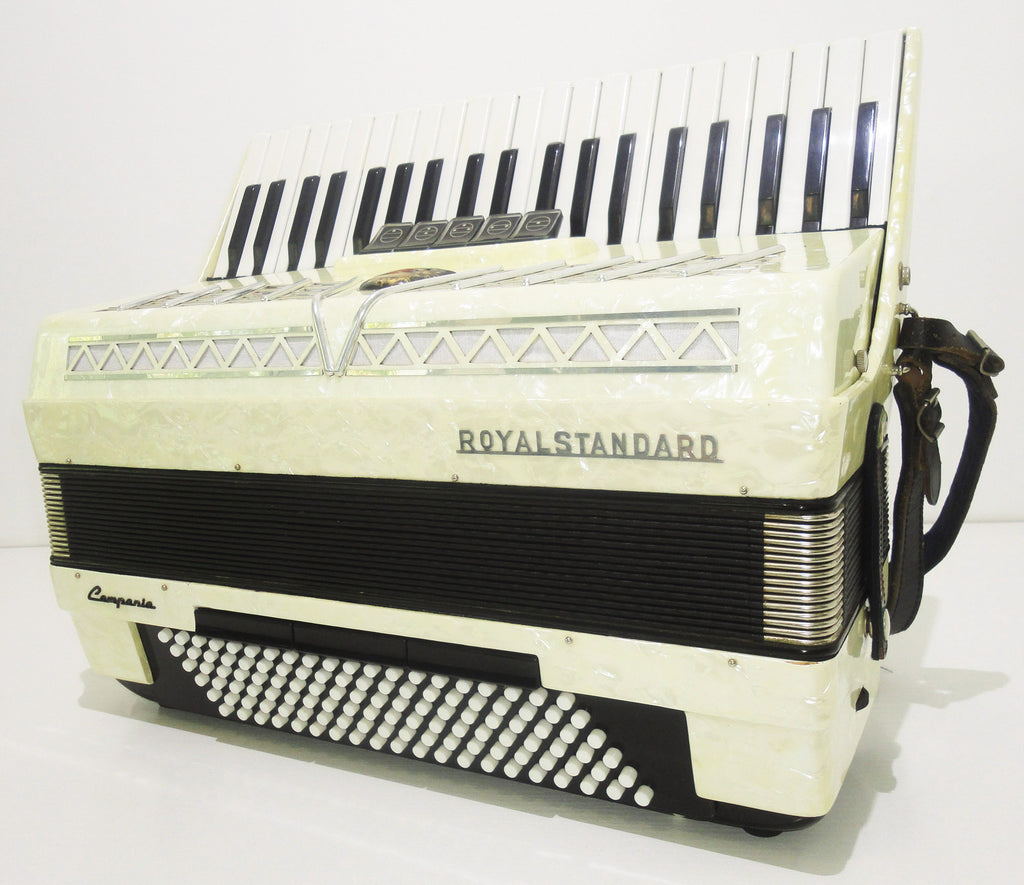 Royal Standard Campania 120 Bass, made in Germany, Amazing Accordion, Case, 1088, Very Beautiful and Quality Sound