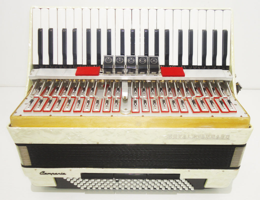 Royal Standard Campania 120 Bass, made in Germany, Amazing Accordion, Case, 1088, Very Beautiful and Quality Sound