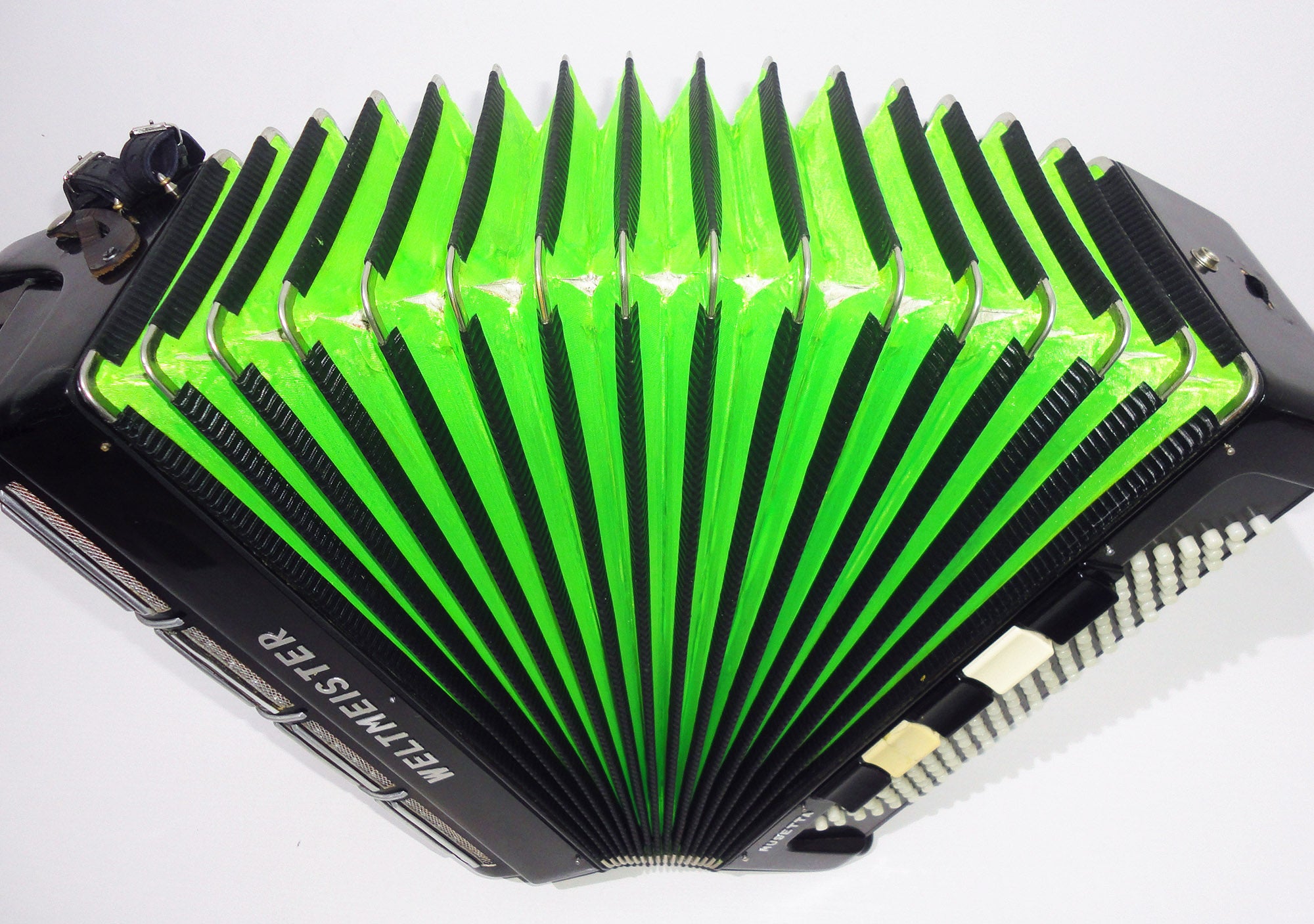 5 Row Weltmeister Musetta, German Button Accordion, Bayan, 120 Bass, Straps 1098, Great Concert, Chromatic Musical Instrument