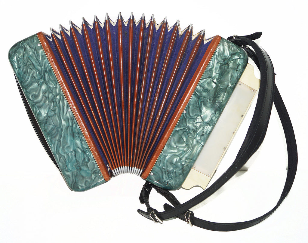 Folk Harmonica Vintage Button Accordion 25x24 Garmon New Straps, 2208, Very Beautiful sound!