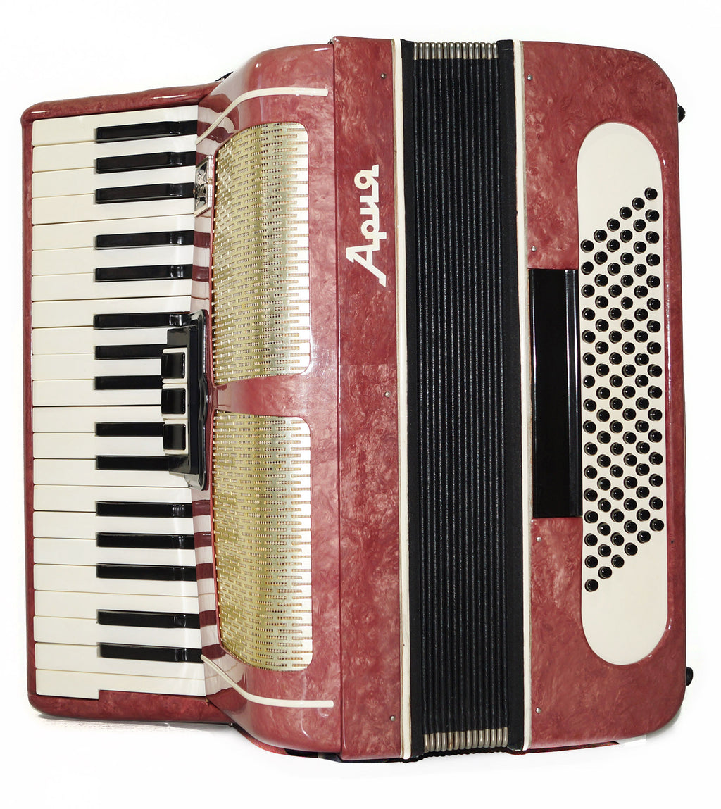Vintage Piano Accordion Ariya 96 Bass, made in USSR, New Straps 2059, Very Beautiful Keyboard Accordian! Wonderful sound!