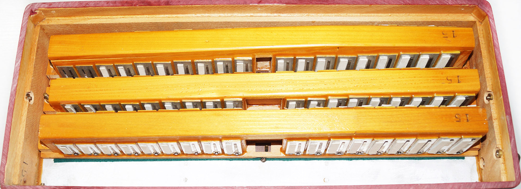 Vintage Piano Accordion Ariya 96 Bass, made in USSR, New Straps 2059, Very Beautiful Keyboard Accordian! Wonderful sound!