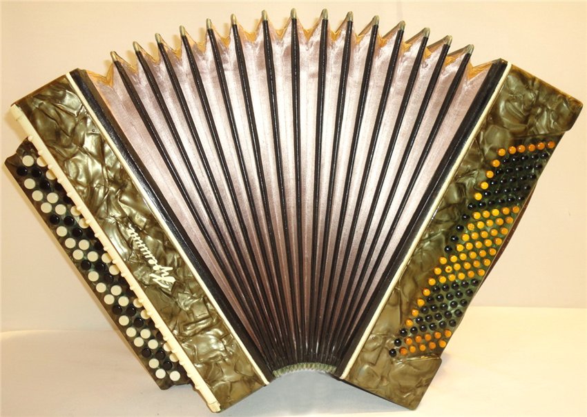 Kreminne / Кремінне, 120 Bass, Ukrainian Button Accordion Bayan, 53