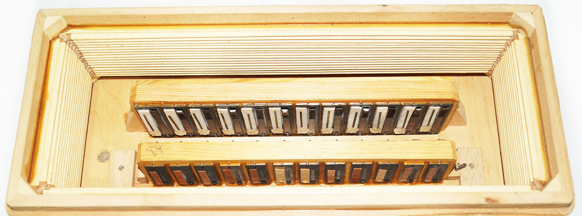 Lightweight Vintage Parlando 80 Bass, German Beginner Children Kids Accordion 1865, Original Straps, Rich and Powerful Sound.