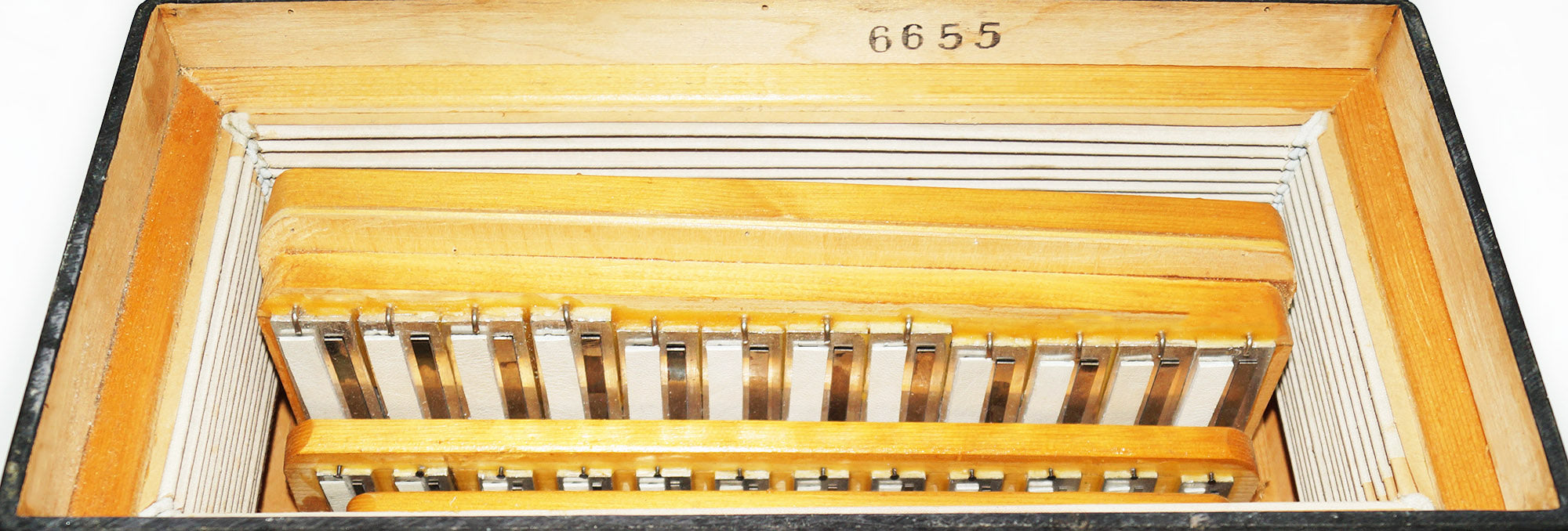 Bayan Etude Chromatic Button Accordion made in Tula Russia 100 bass New Straps 1945, Folk Music Acordeon Wonderful Sound!