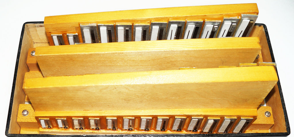 Orchestral Monophone Harmonica Folk Button Accordion made in Ukraine Bayan New Straps 1753, Wonderful Sound!
