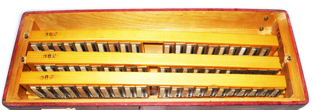 Russian Piano Accordion Almaz 120 Bass made in USSR, incl Straps, 1912, Keyboard Accordian, Amazing sound.