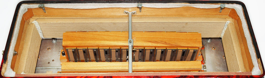 Horch Deluxe Full Size Concert Luxurious Piano Accordion made in Germany Straps Case 1987, Very Beautiful and Powerful Sound! Top Class Original Musical Instrument for Adults!