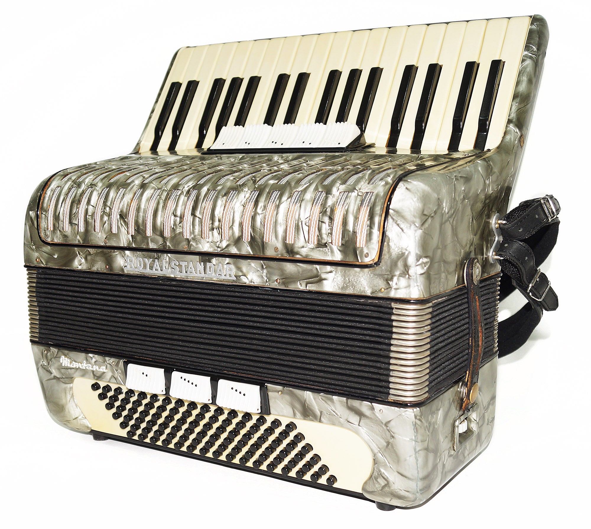 Vintage Royal Standard 96 Bass Piano Accordion made in Germany New Straps 1992, Amazing sound, High Quality Accordian.