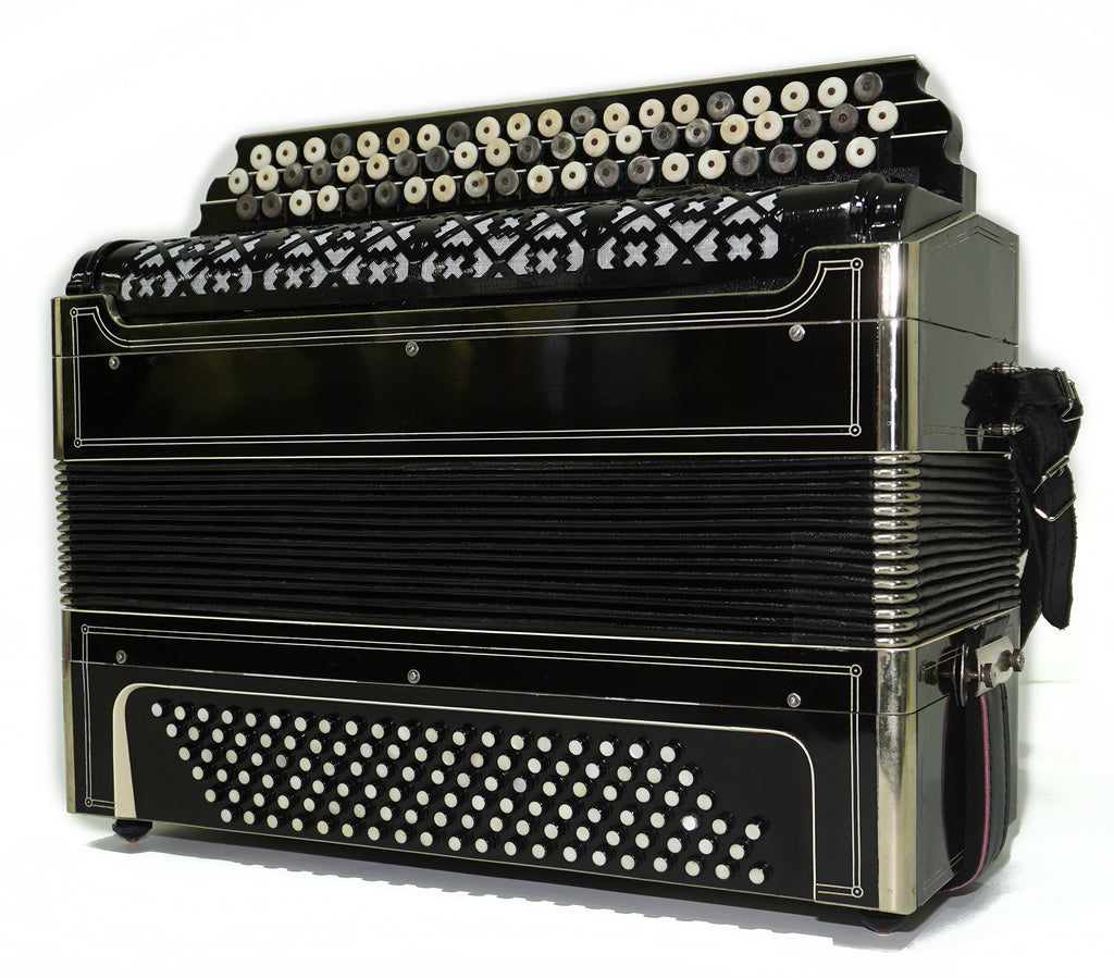 Great Vintage Bayan Button Accordion Solid Reeds Copper Voices 2212, New Straps, Amazing Professional Musical Instrument, Charismatic Sound!