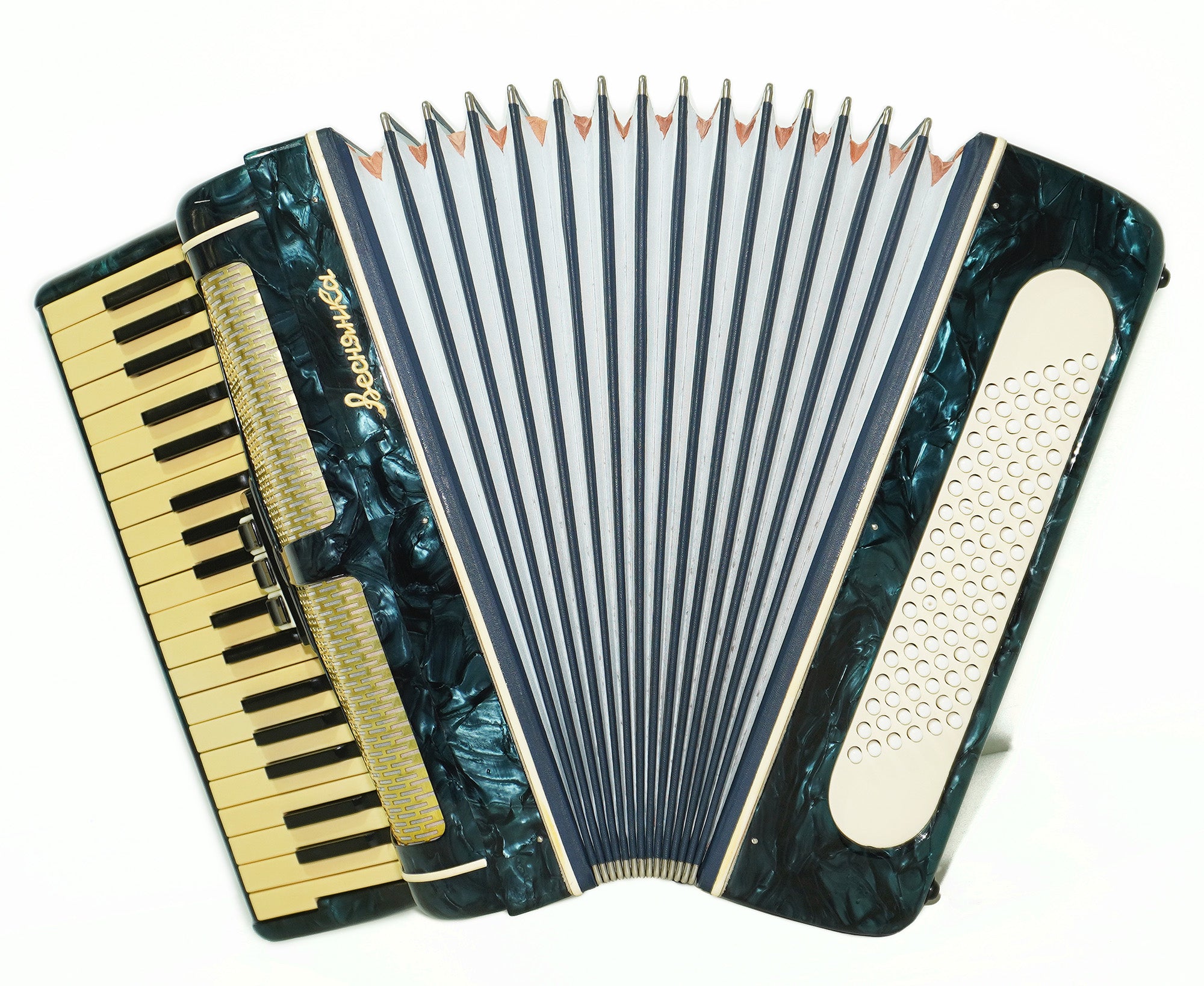Folk Piano Accordion Vesnyanka made in Ukraine 96 Bass Buttons, New Straps, 2273, Keyboard Accordian, Wonderful Rich sound.