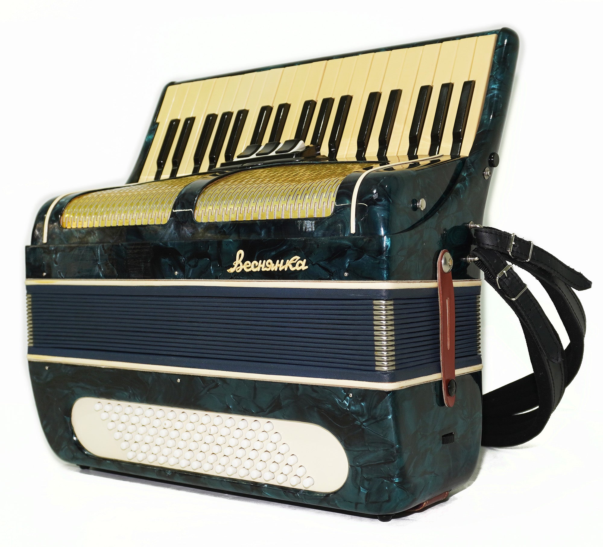 Folk Piano Accordion Vesnyanka made in Ukraine 96 Bass Buttons, New Straps, 2273, Keyboard Accordian, Wonderful Rich sound.