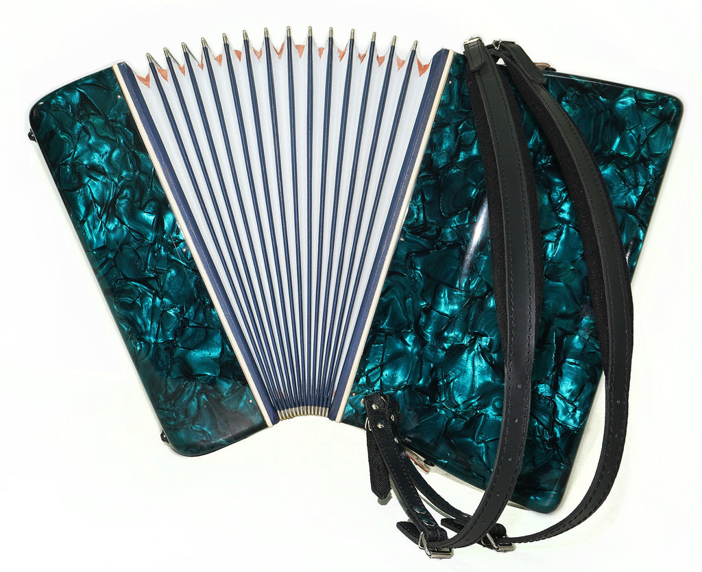 Folk Piano Accordion Vesnyanka made in Ukraine 96 Bass Buttons, New Straps, 2273, Keyboard Accordian, Wonderful Rich sound.