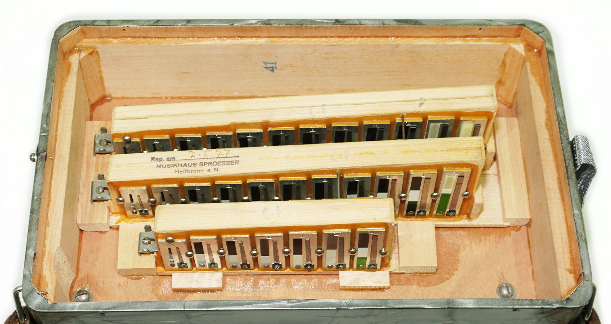 Hohner Club llB Diatonic Squeezebox, German Button Accordion, Harmonika Original Straps 2334, Wonderful sound!