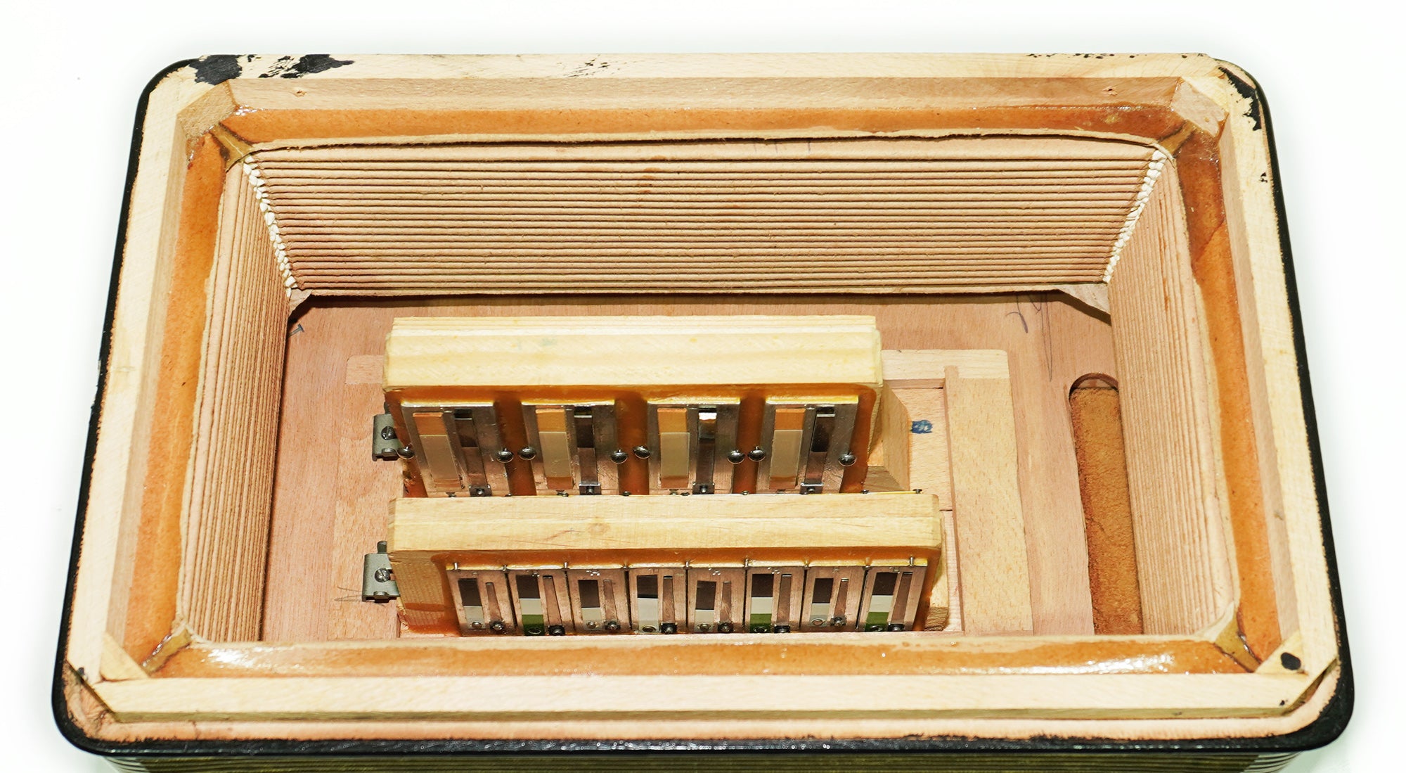 Hohner Club llB Diatonic Squeezebox, German Button Accordion, Harmonika Original Straps 2334, Wonderful sound!