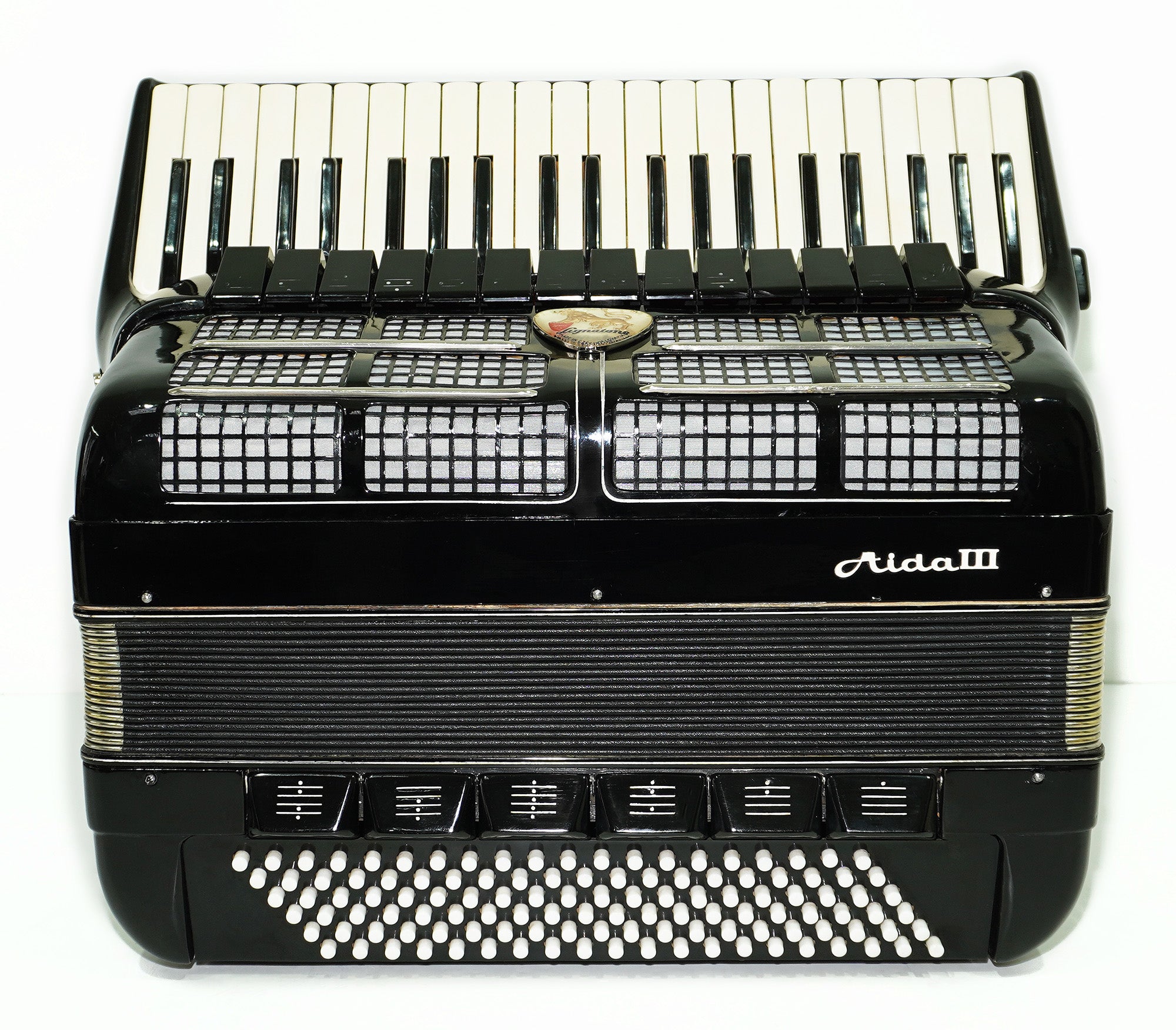 Lignatone Aida III Full Size Piano Accordion, made in Czechoslovakia, New Straps Case, 2350, Keyboard Accordion Instrument, Rich Beautiful sound.