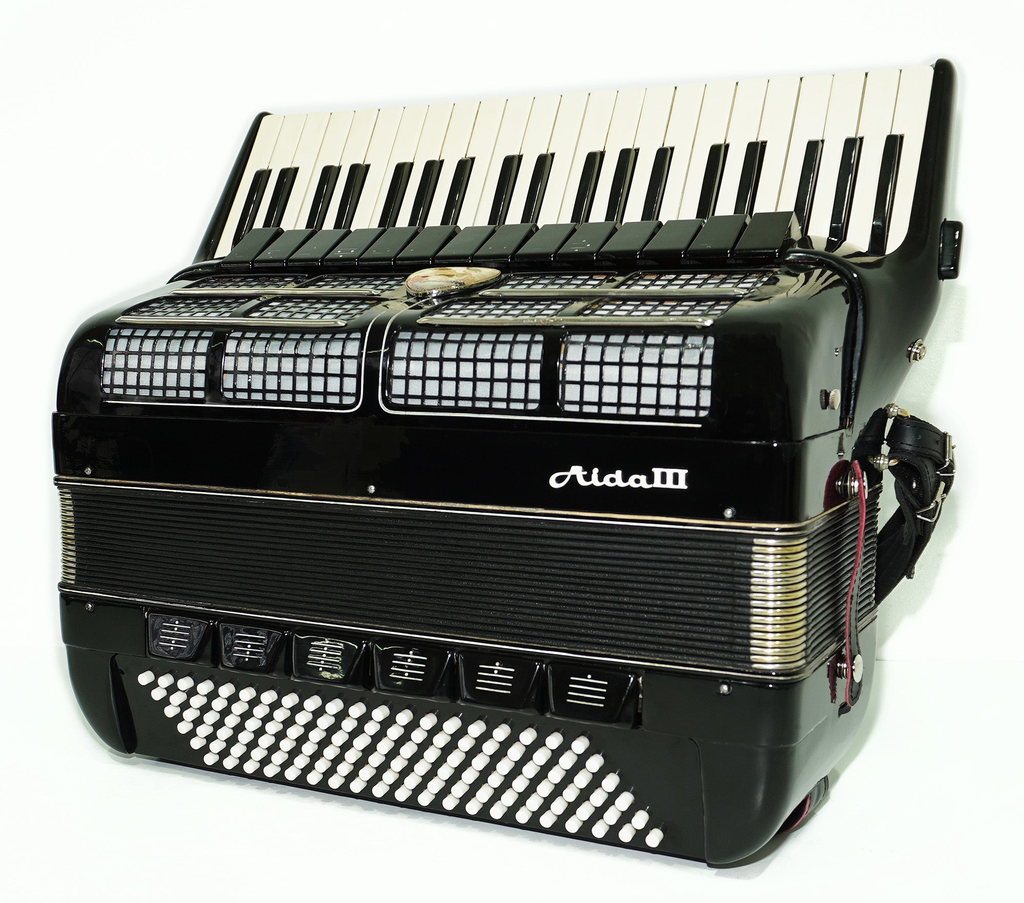 Lignatone Aida III Full Size Piano Accordion, made in Czechoslovakia, New Straps Case, 2350, Keyboard Accordion Instrument, Rich Beautiful sound.