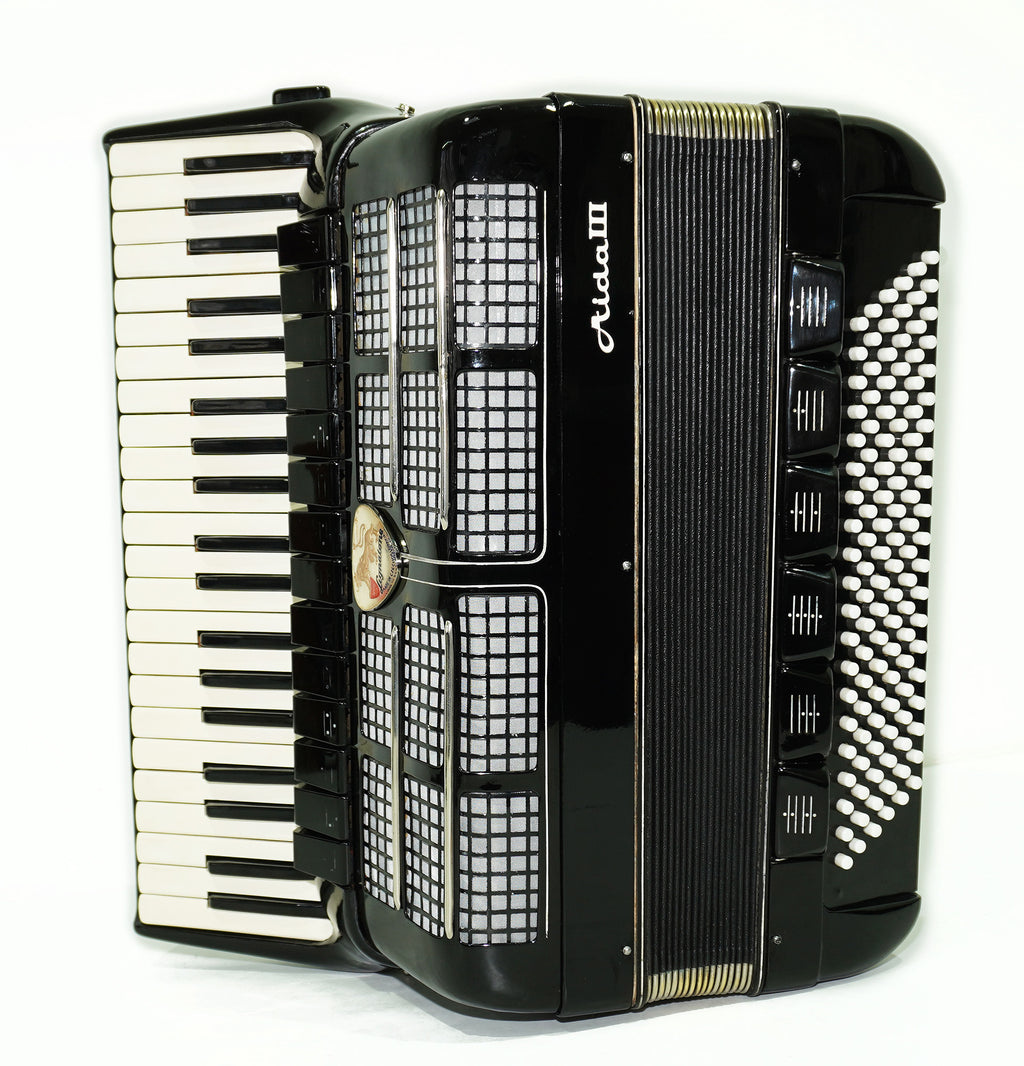 Lignatone Aida III Full Size Piano Accordion, made in Czechoslovakia, New Straps Case, 2350, Keyboard Accordion Instrument, Rich Beautiful sound.