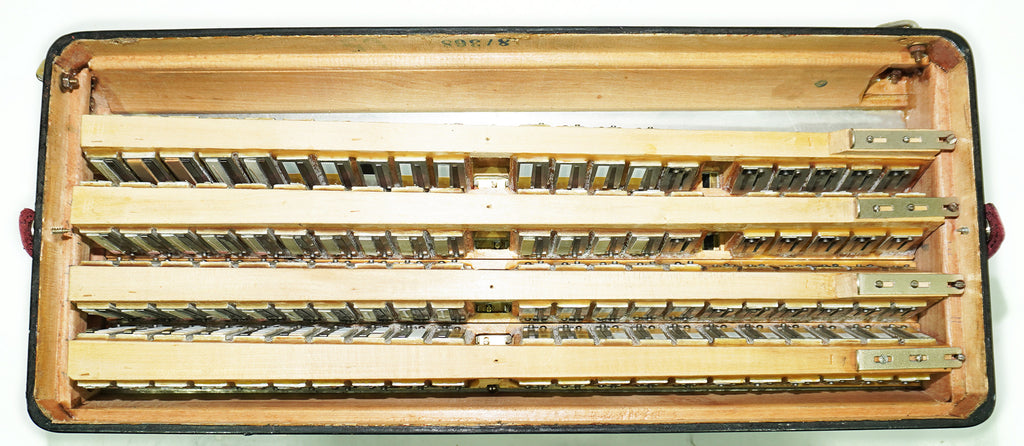 Lignatone Aida III Full Size Piano Accordion, made in Czechoslovakia, New Straps Case, 2350, Keyboard Accordion Instrument, Rich Beautiful sound.