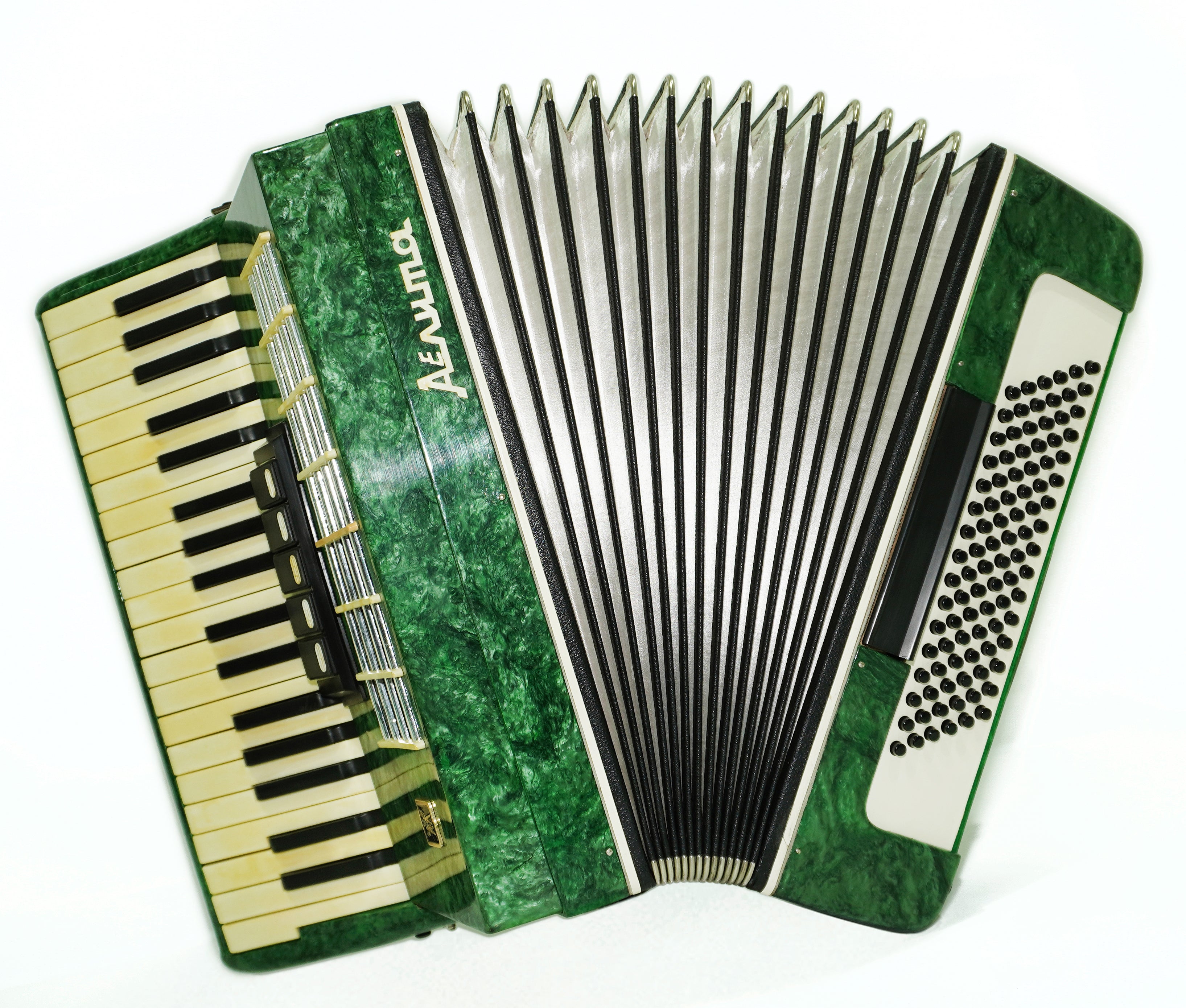 Ukraine Piano Accordion 96 Bass Aelita, Vintage Keyboard Accordian in Tune, New Straps, 2698