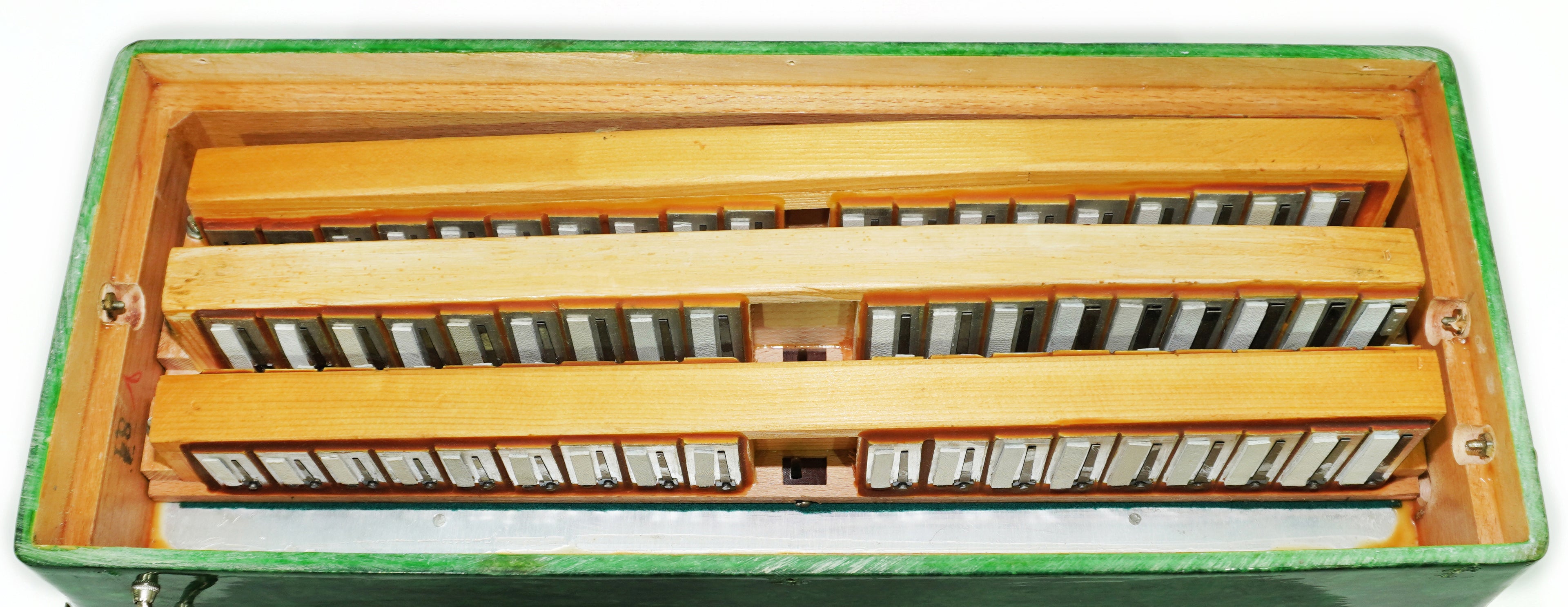 Ukraine Piano Accordion 96 Bass Aelita, Vintage Keyboard Accordian in Tune, New Straps, 2698
