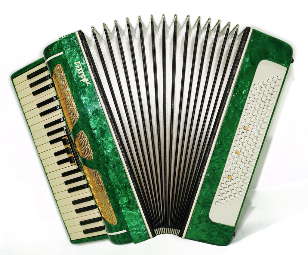 Ukraine Pianoakkordeon 120 Bässe, Almaz Vintage Tastenakkordeon gestimmt, neue Gurte, 2679