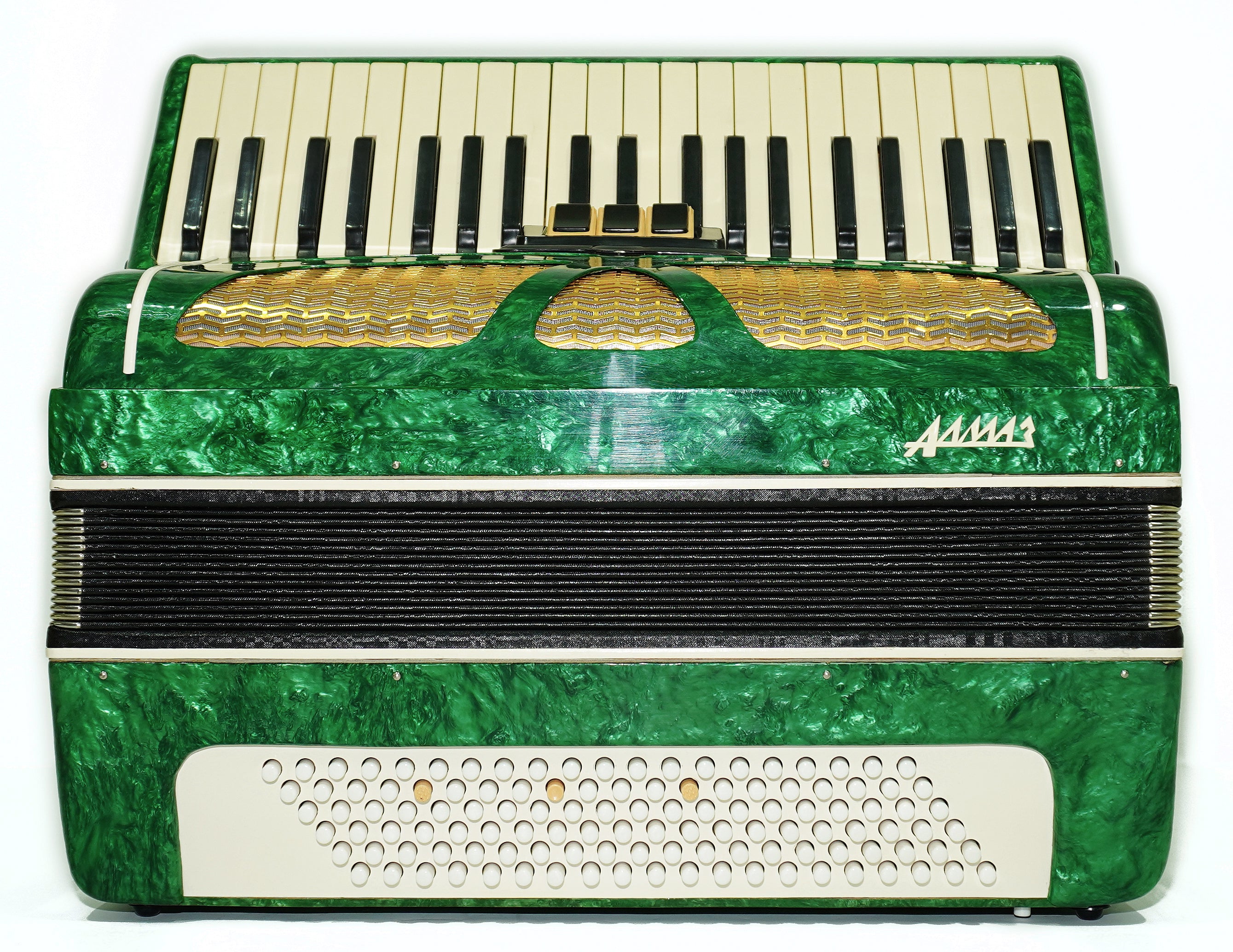 Ukraine Pianoakkordeon 120 Bässe, Almaz Vintage Tastenakkordeon gestimmt, neue Gurte, 2679