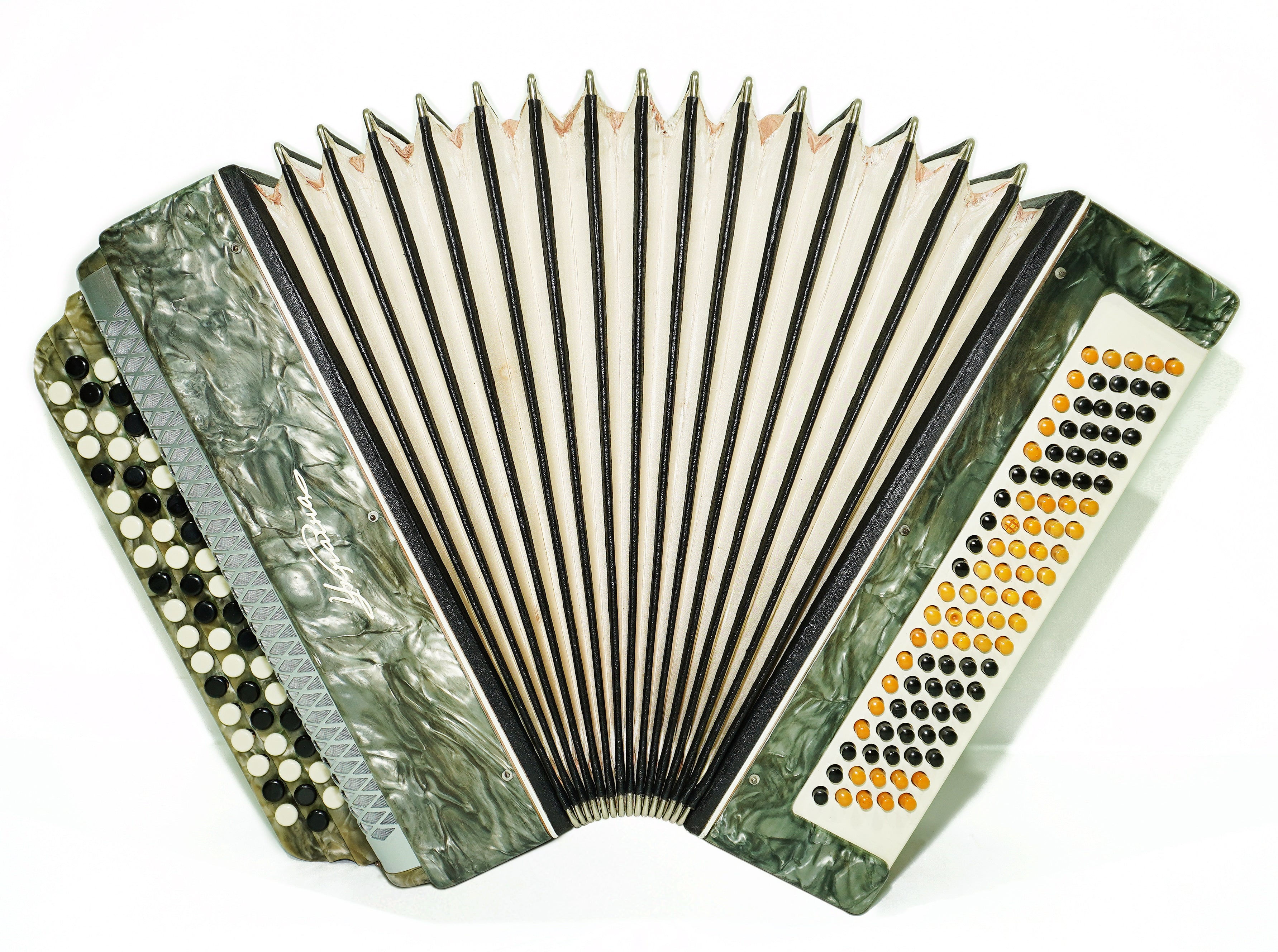 Ukraine Bayan 3 Row Button Accordion 100 Bass, Folk Harmonica Concertina, New Straps, Vintage Bayan in Tune, 2680