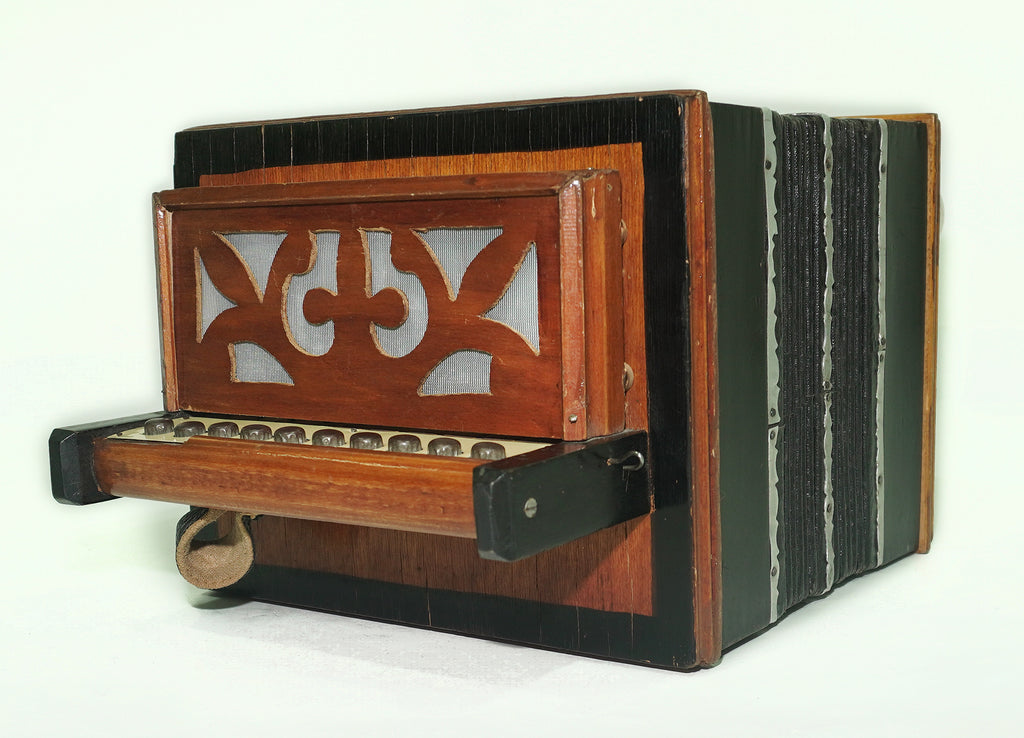 Antique Diatonic Saratovskaya Harmonica, Vintage Handmade Garmon, Button Accordion, 2440, Old Squeezebox Musical Instrument, Small Bayan Accordion