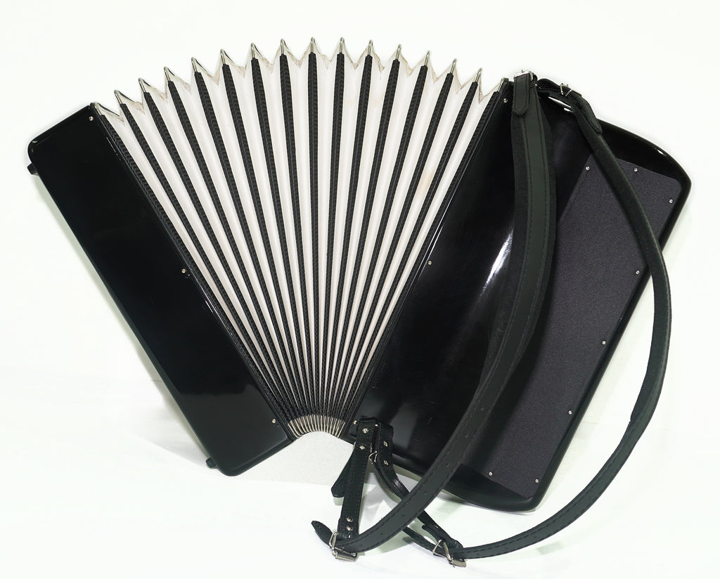 Weltmeister Grandina Vintage Button Accordion, made in Germany, Concert Bayan, Griff B Stradella, 2451, New Straps and Soft Case, Professional Accordian
