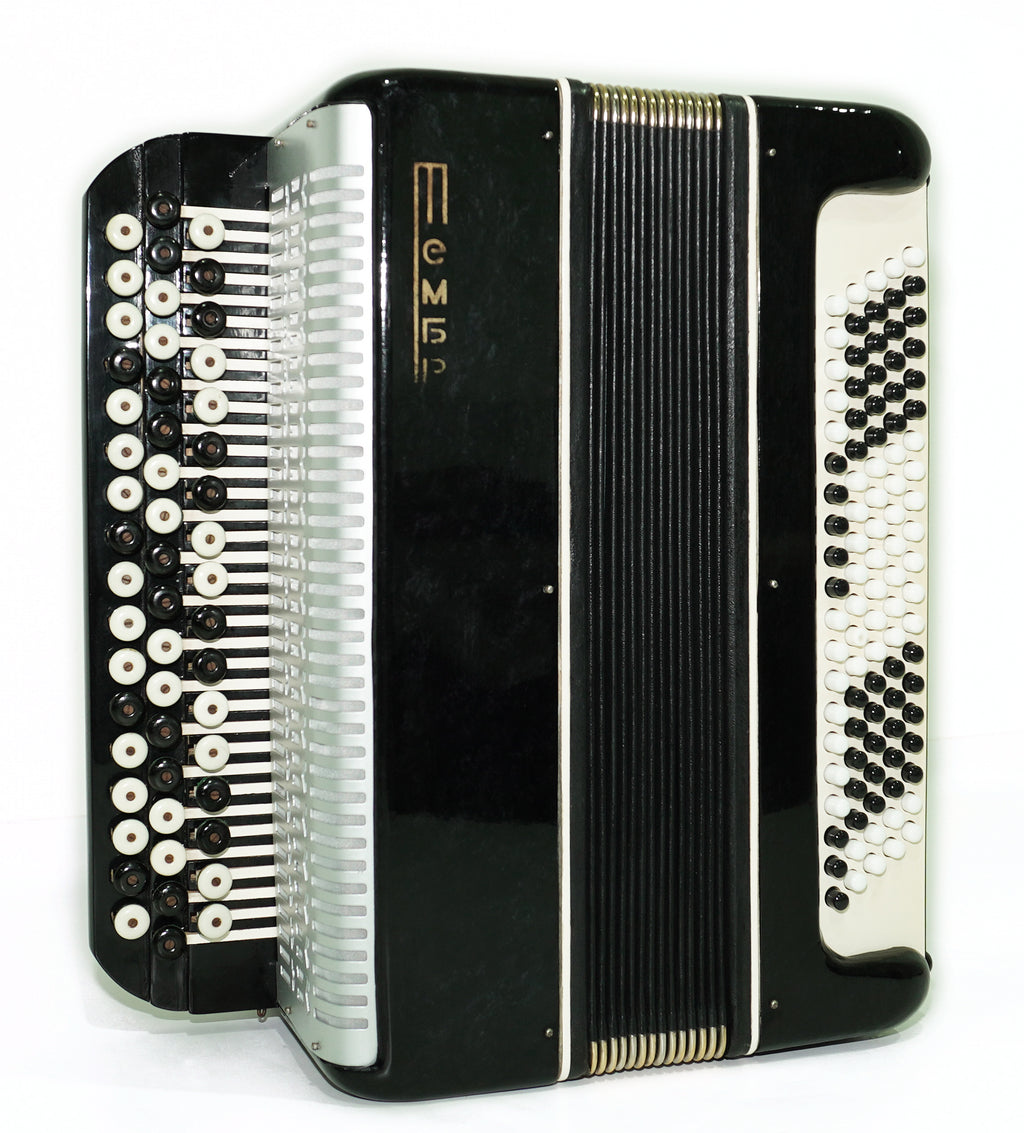 Bajan Tembr, Ukraine Knopfakkordeon, 100 Bassknöpfe, neue Riemen, Concertina Stradella B-System, sowjetische Mundharmonika gestimmt, 2658