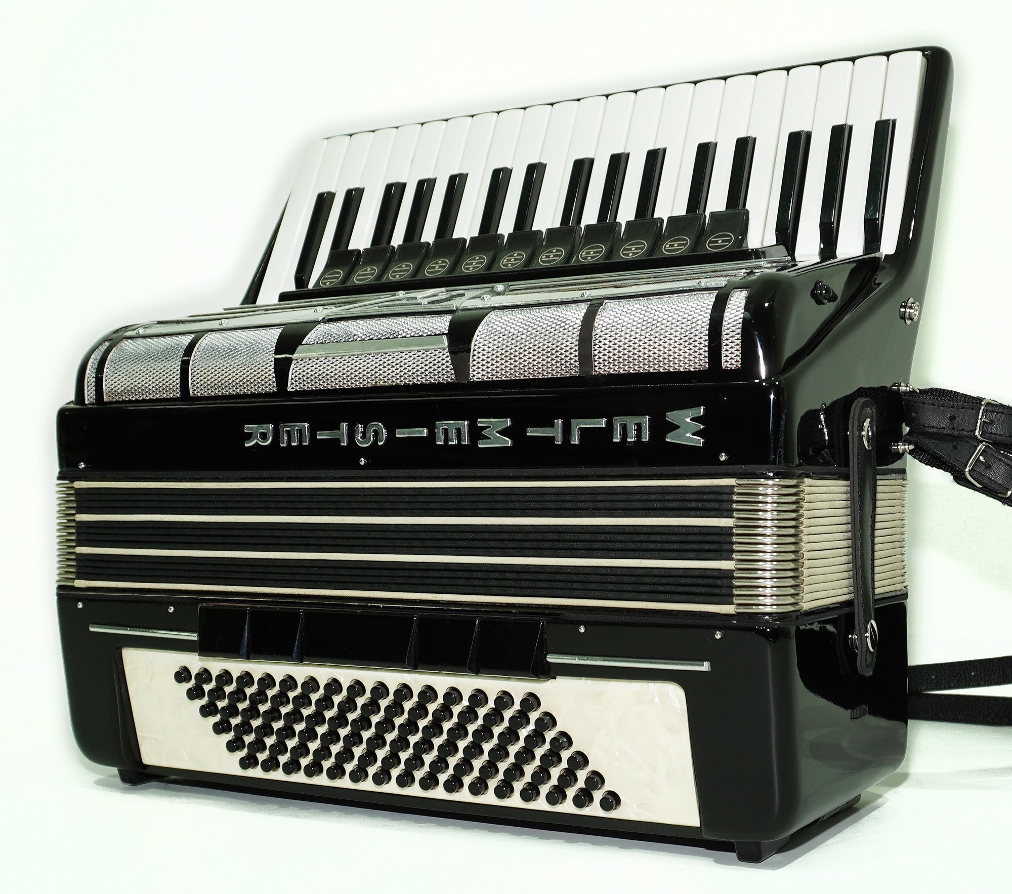Weltmeister Amigo Accordion 96 Bass made in Germany, New Straps Soft Case for Gift, Vintage Keyboard Piano Accordian Musical Instrument, 2480