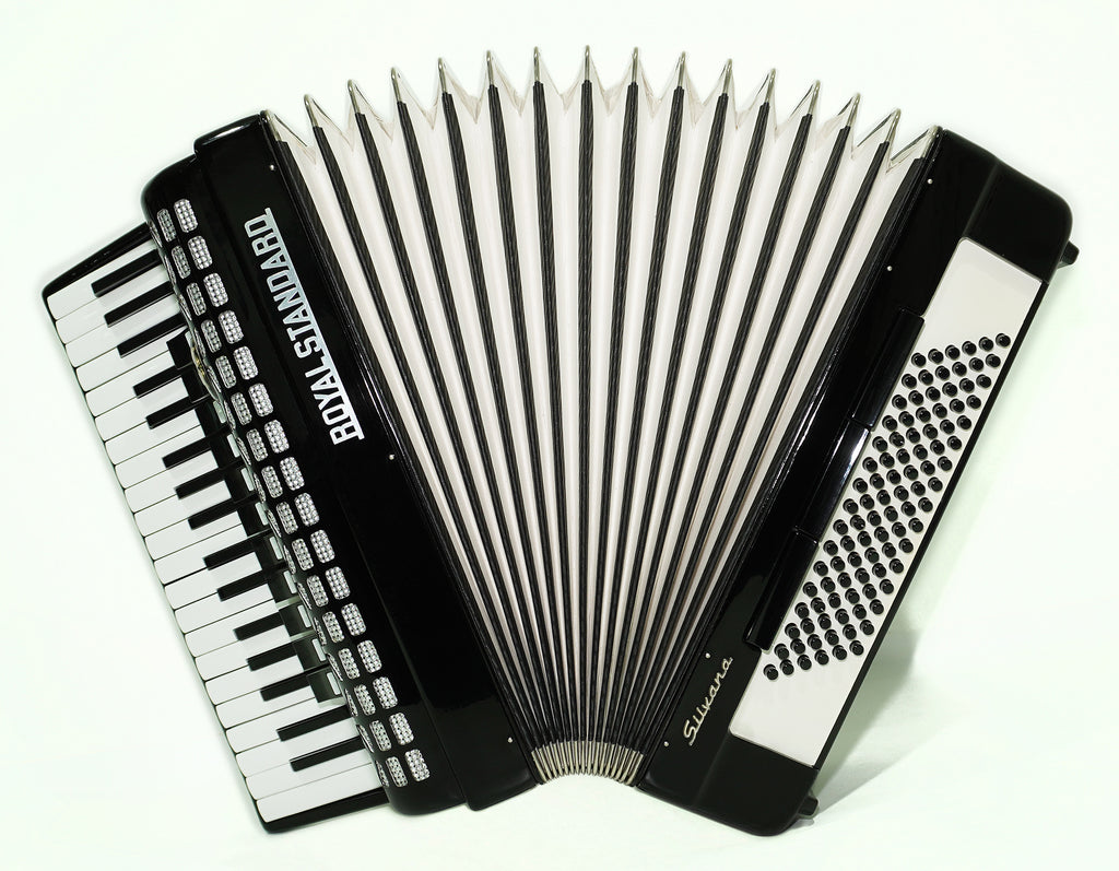 Almost Unused Royal Standard Silvana Piano Accordion 96 bass made in Germany, Concert Akkordeon for Musicians, with New Straps and Hard Case, 2506