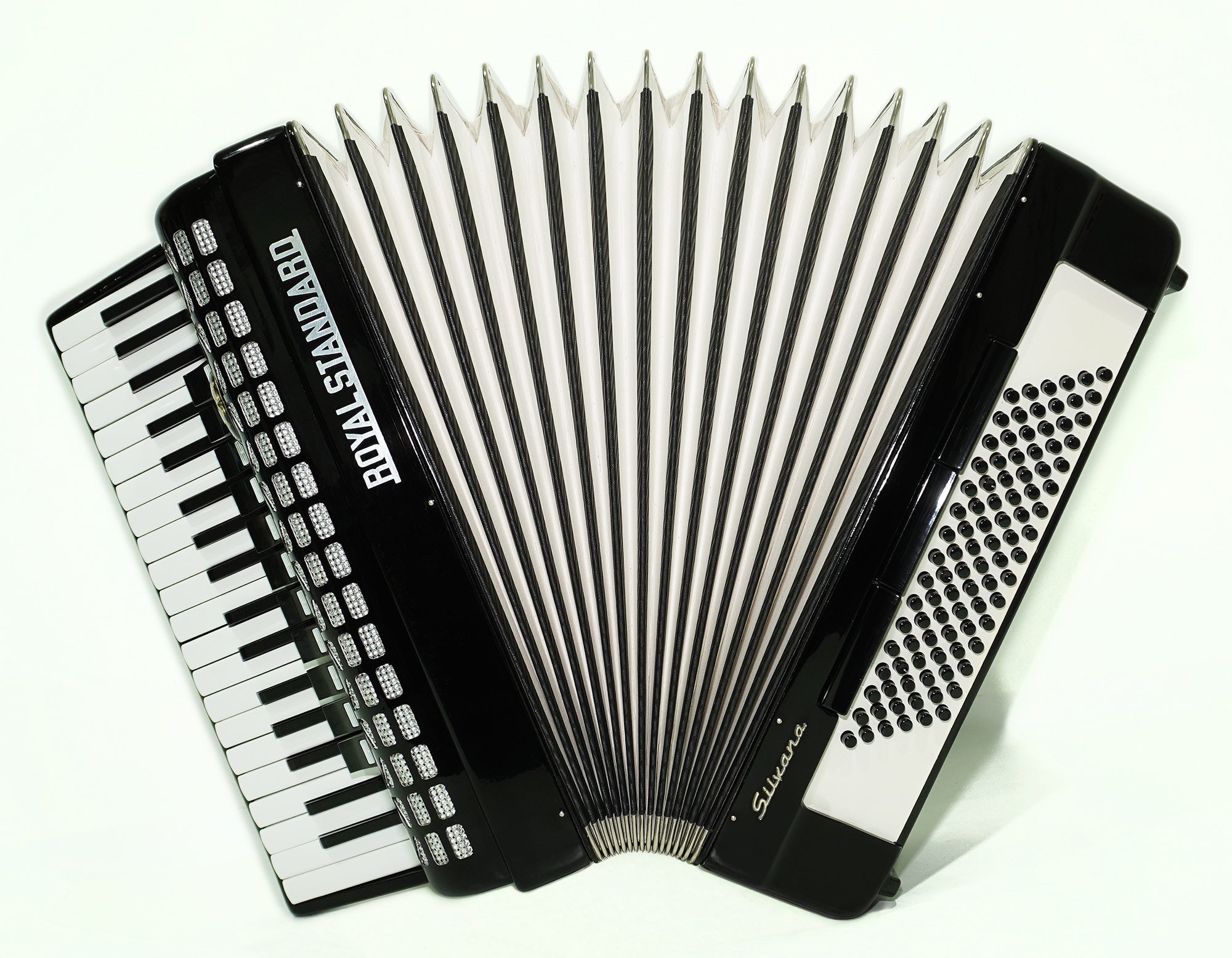 Almost Unused Royal Standard Silvana Piano Accordion 96 bass made in Germany, Concert Akkordeon for Musicians, with New Straps and Hard Case, 2506