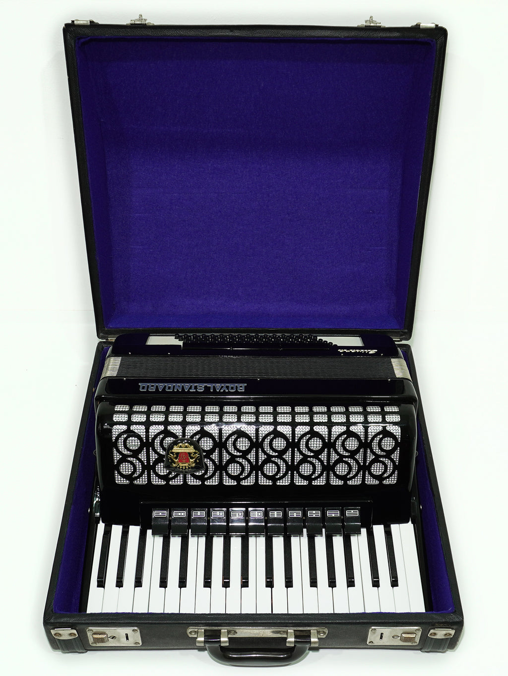 Almost Unused Royal Standard Silvana Piano Accordion 96 bass made in Germany, Concert Akkordeon for Musicians, with New Straps and Hard Case, 2506