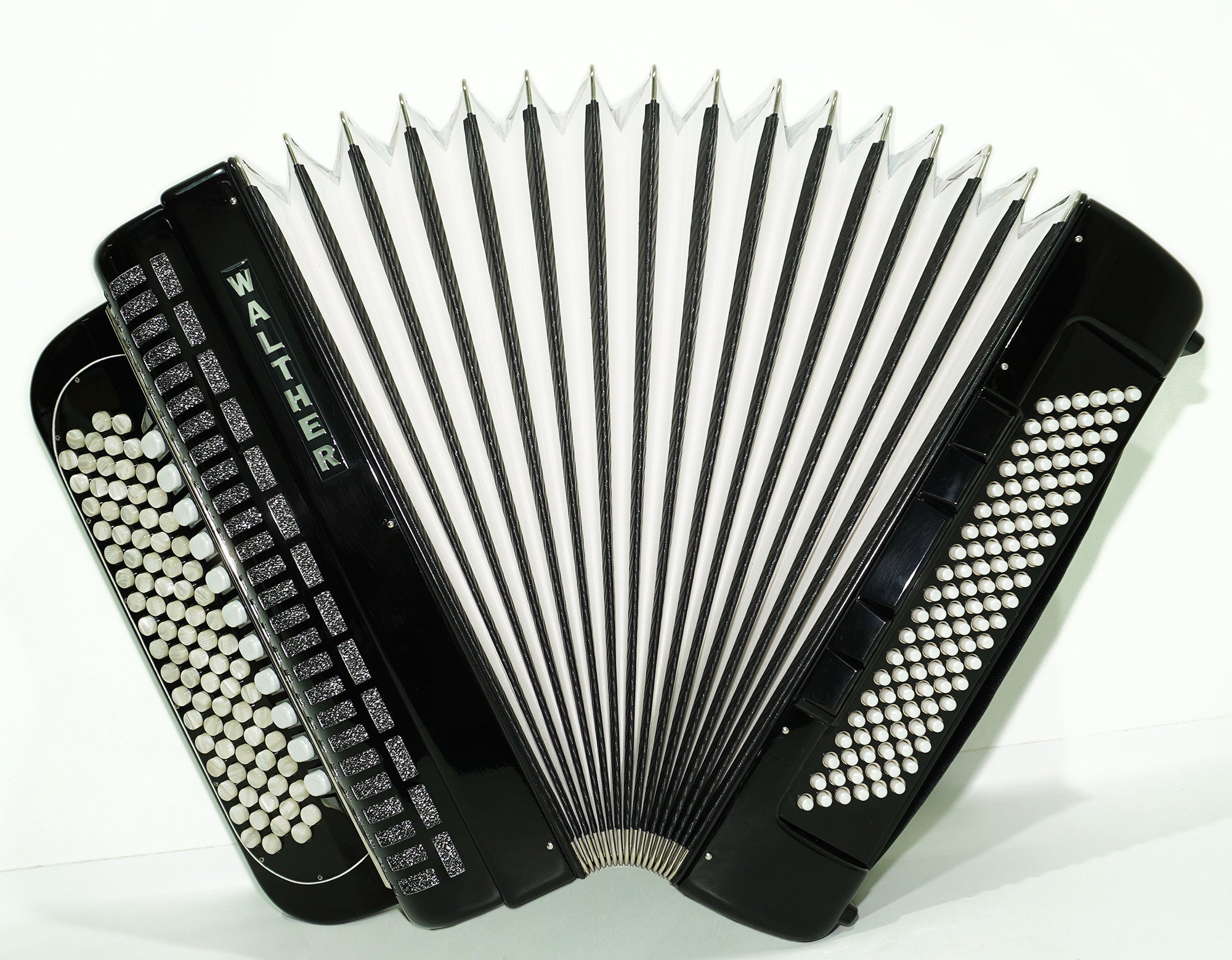 Walther 120 Bass 5 Row Button Accordion C Griff, German Concert Bayan, Straps and Hard Case, Perfect Professional Accordian for Adults, 2501