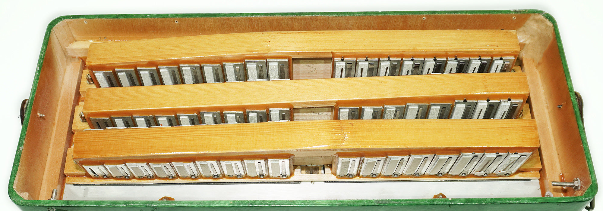 Russian Accordion 72 Bass Buttons, Original Keyboard Piano Accordian Musical Instrument, New Straps, Wonderful sound, Harmonica in Tune, 2551