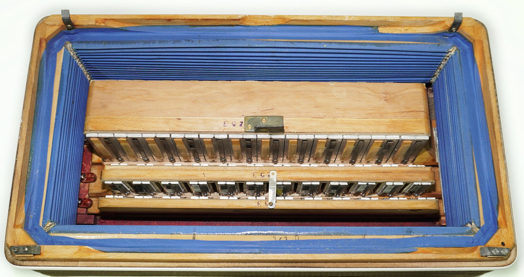 Vintage Hohner Artiste IV, 4 Rows Button Accordion, made in Germany, Rare Original Akkordeon, New Straps, Rich and Powerful Sound, 2560