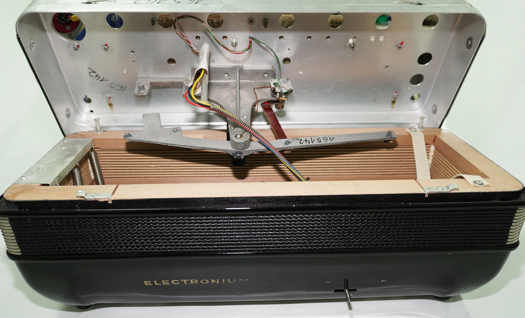 Hohner Electronium Synthesizer Accordion, made in Germany, Rare Old Musical Instrument, 2570