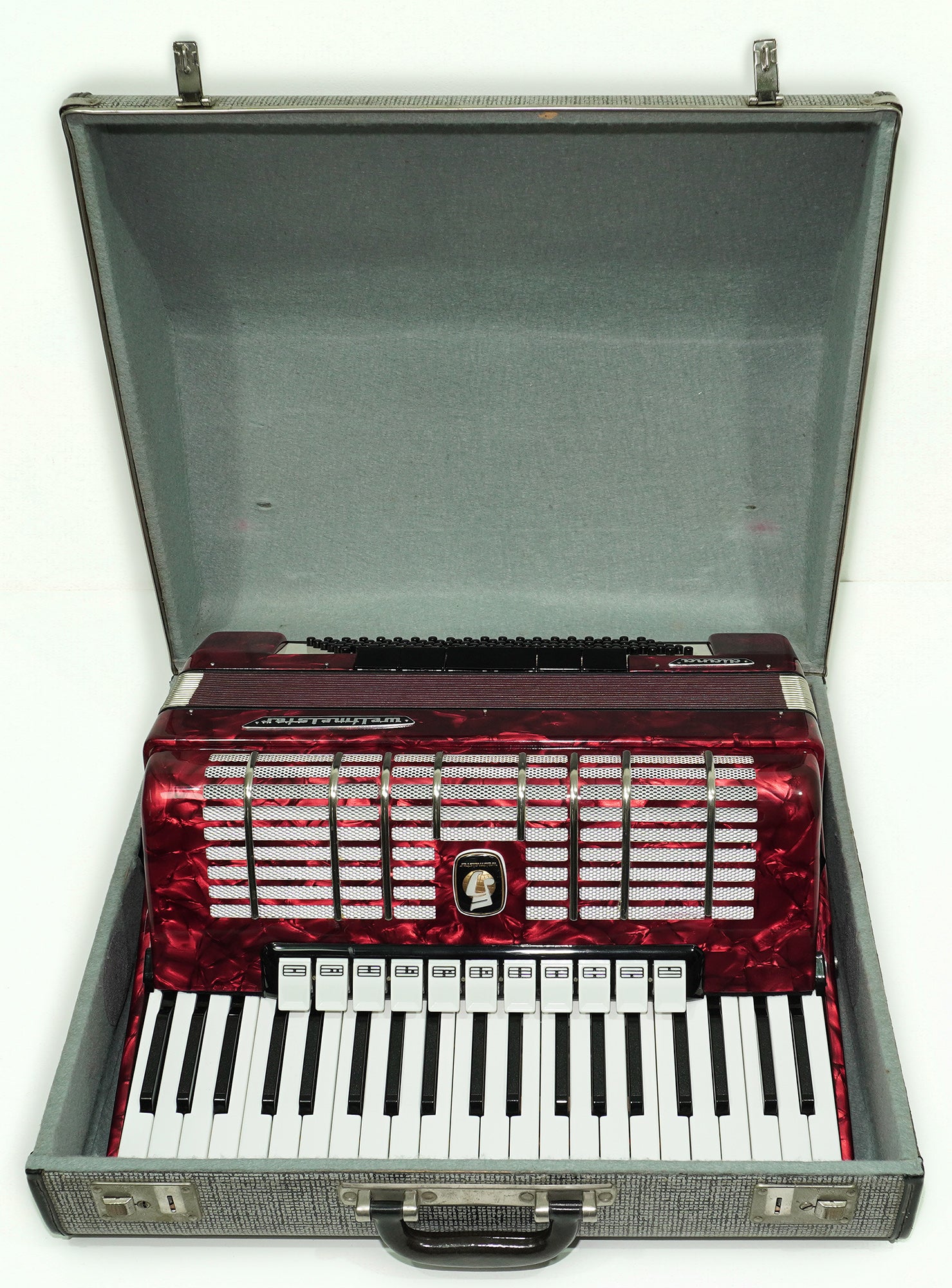 Full Size Weltmeister Diana Accordion 120 Bass, made in Germany, Straps and Hard Case, Original Keyboard Piano Accordian, 2605