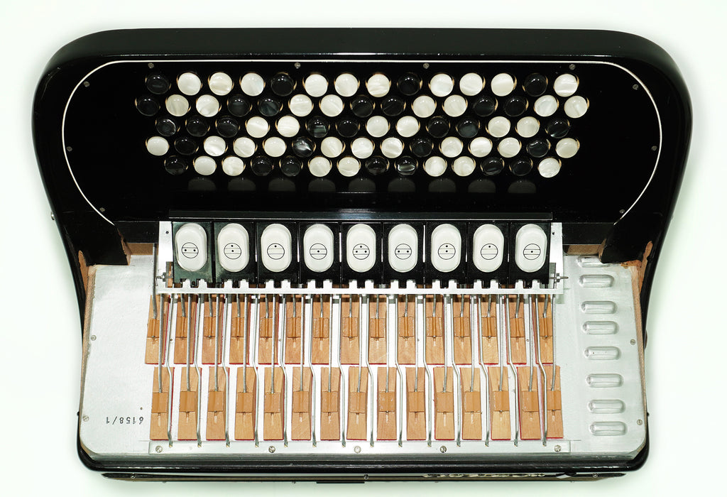 Hohner Riviera III B Griff Bayan Lightweight 5 Row Button Accordion 96 Bass made in Germany, Straps, Hard Case, Accordeone de Botones, 2603