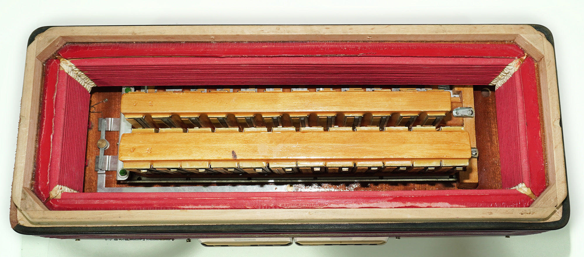 Vintage Manfrini Bassoon 120 Bass 5 Row Button Accordion, made in Italy, C Griff, New Straps, Rare Original Musical Instrument, 2601