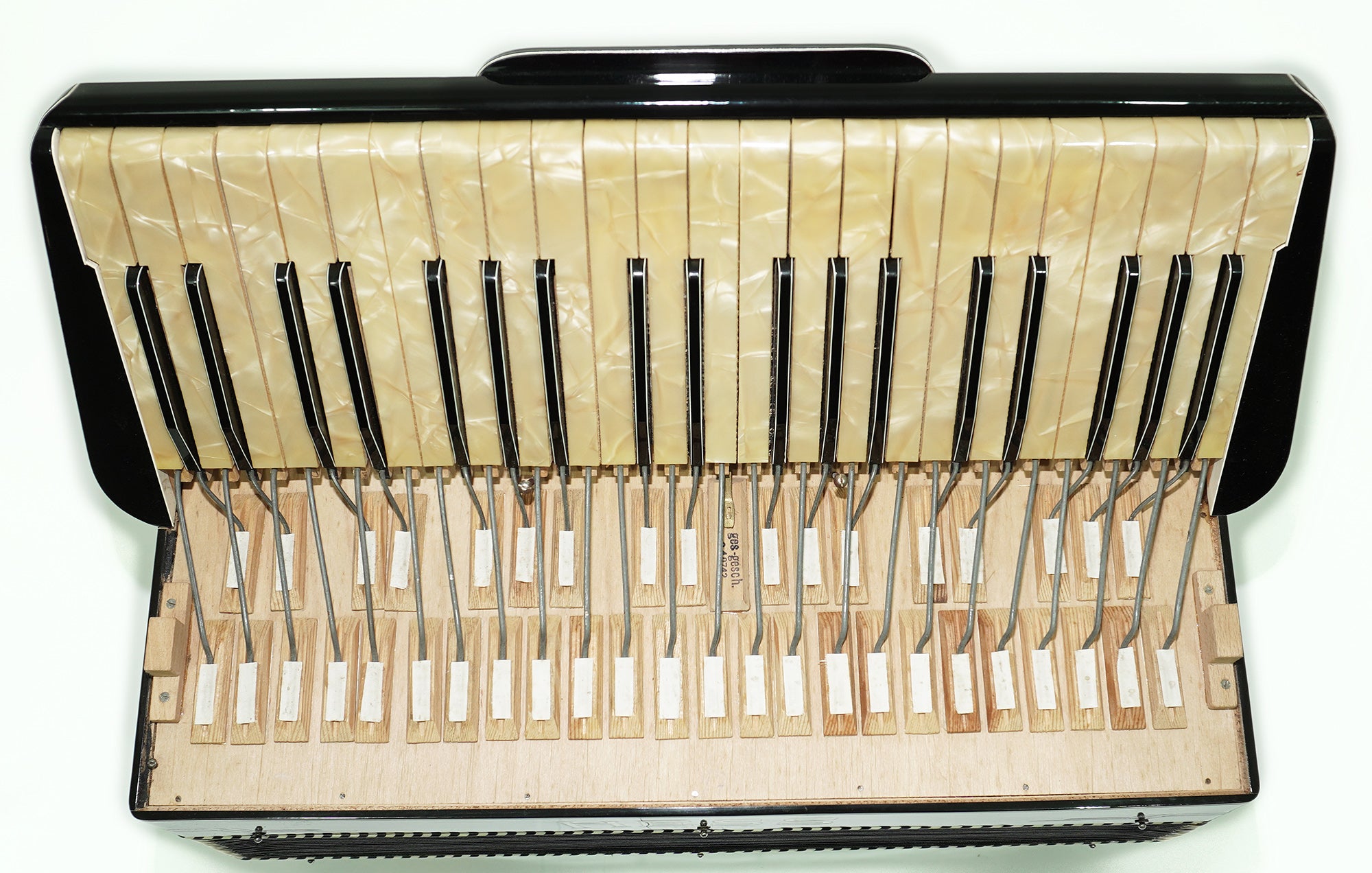 Hess Klingenthal Vintage Accordion 120 Bass, made in Germany, Lightweight Old Original Piano Accordion, New Straps, 2617