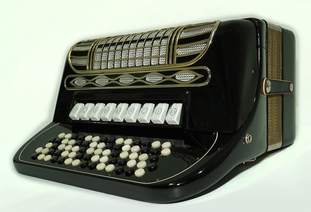 Hohner Riviera III C Griff Lightweight 5 Row Button Accordion 96 Bass made in Germany, with original straps, 2617