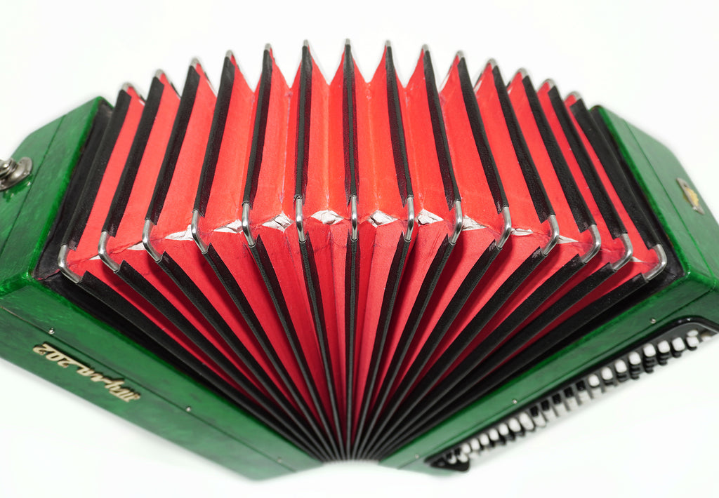 Tulskiy Bayan Tula 202, 3 Row Chromatic Button Accordion, Perfect Bayan B System, New Straps and Soft Case, Soviet Garmoshka Tula, 2618
