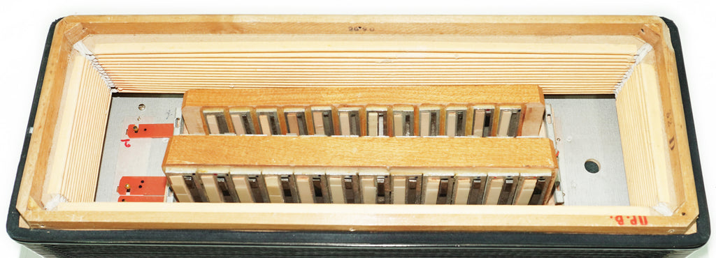 Akkordeon Barcarole Prominenz in voller Größe, 120 Bässe, hergestellt in Deutschland, neue Riemen und Soft Case als Geschenk, Vintage-Tastenakkordeon, 2645